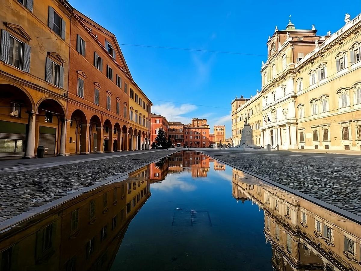 Luxury Apartment Next To The Francescana Modena Luaran gambar